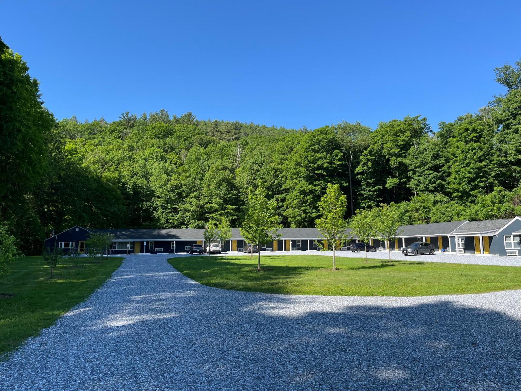 East Rock Inn Great Barrington Buitenkant foto